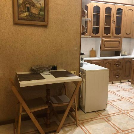 Апартаменти Квартира в самом центре Еревана Екстер'єр фото