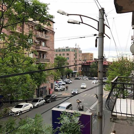 Апартаменти Квартира в самом центре Еревана Екстер'єр фото